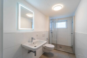 Personal-WC / Dusche